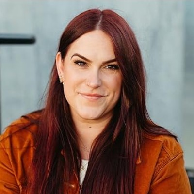 Liz Tomforde