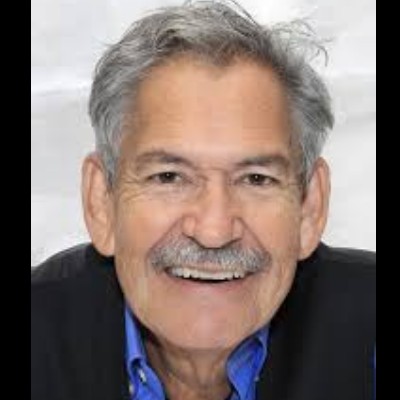 Benjamin Alire Saenz