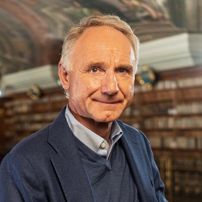 Dan Brown