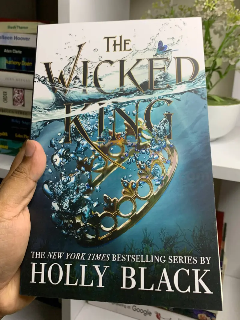 The Wicked King (The Folk of the Air Book 2)