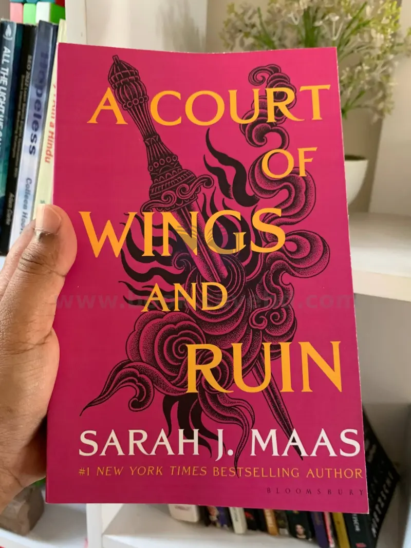 A Court of Wings and Ruin (A Court of Thorns and Roses, Book 3)