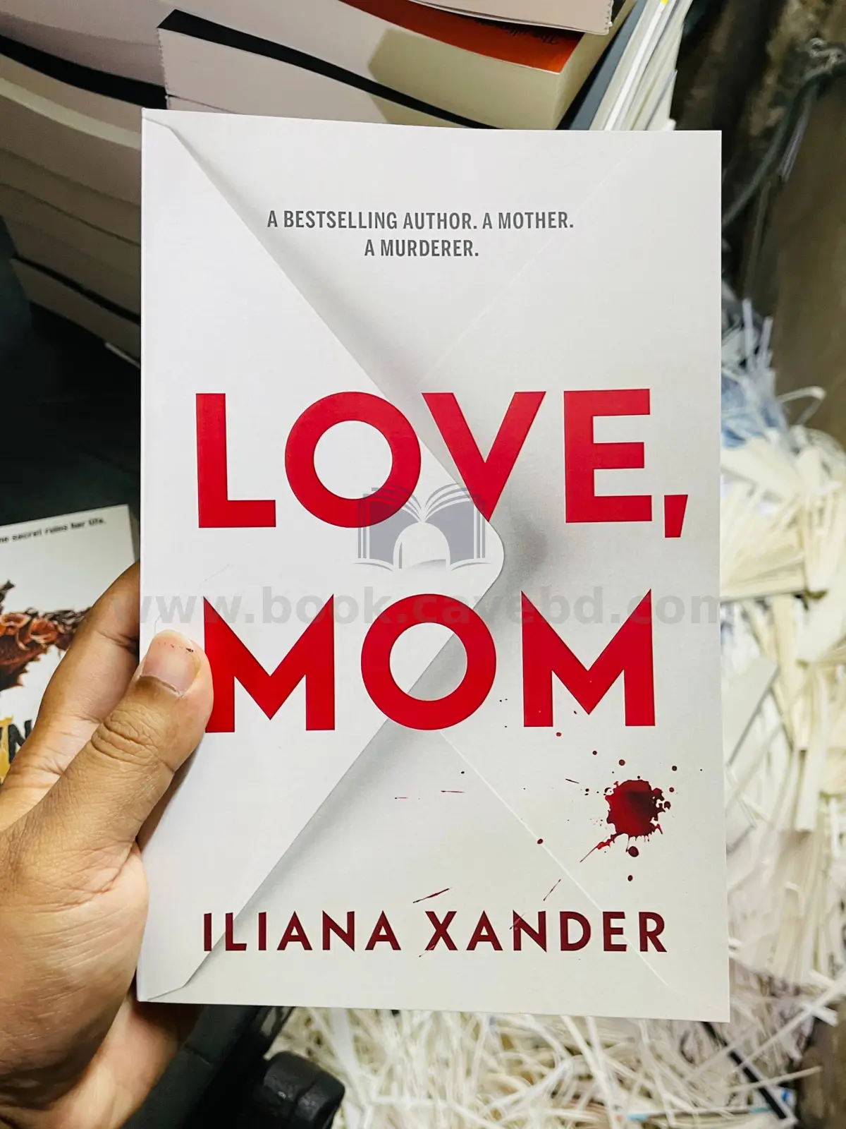 Love, Mom: A fast-paced psychological thriller with several twists