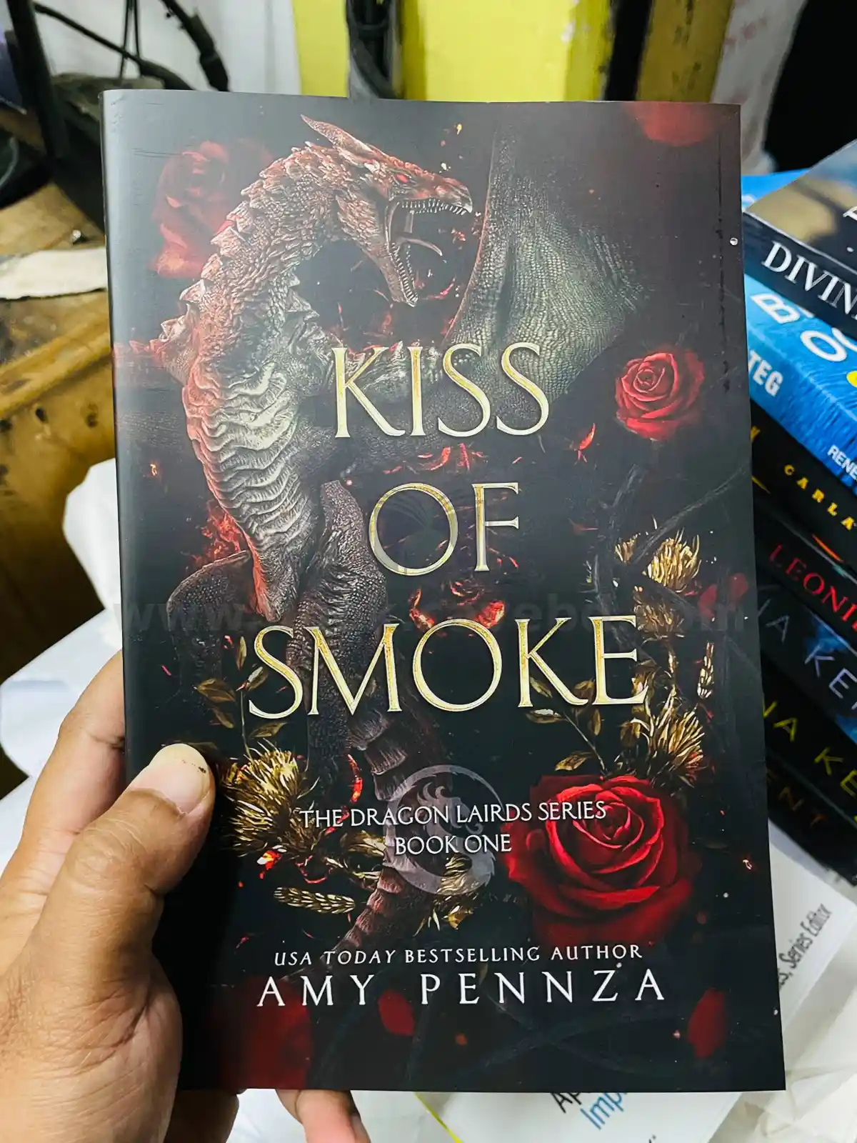 Kiss of Smoke (The Dragon Lairds Series Book 1)